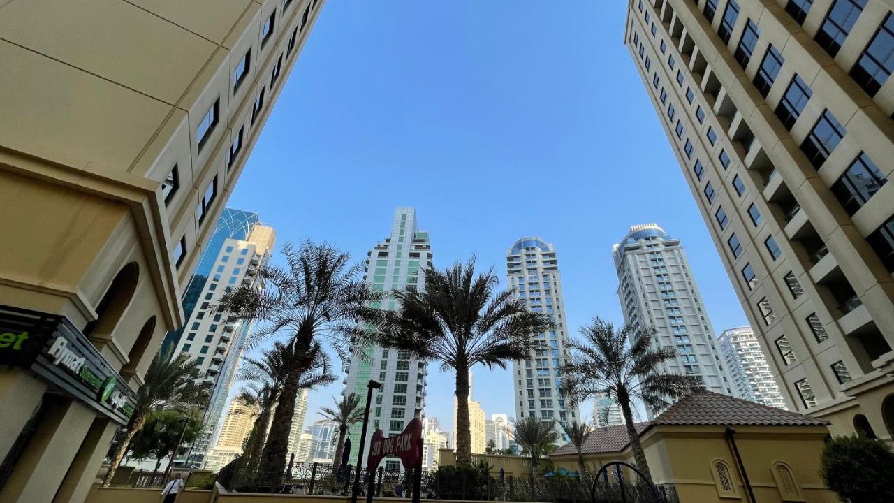 Route 66 Beach Hostel Dubaj Kültér fotó