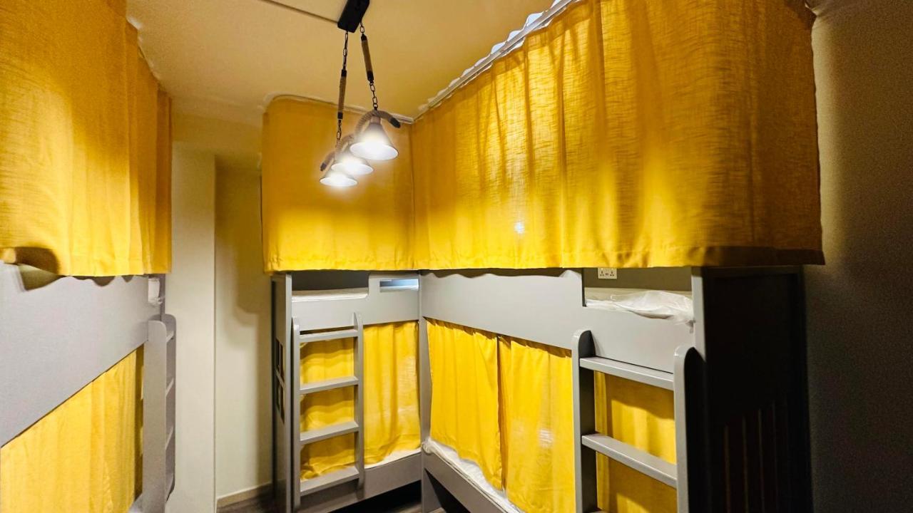 Route 66 Beach Hostel Dubaj Kültér fotó