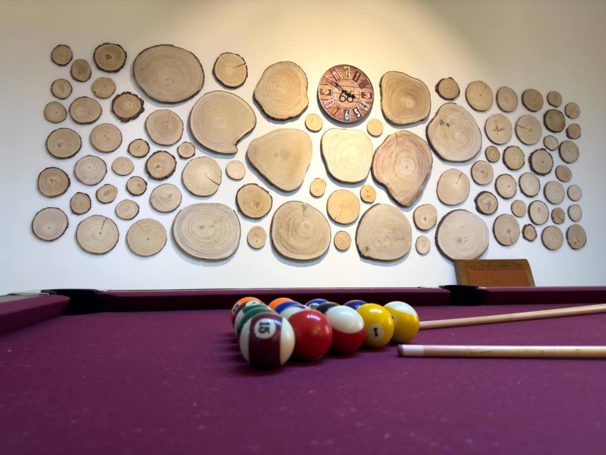 Route 66 Beach Hostel Dubaj Kültér fotó