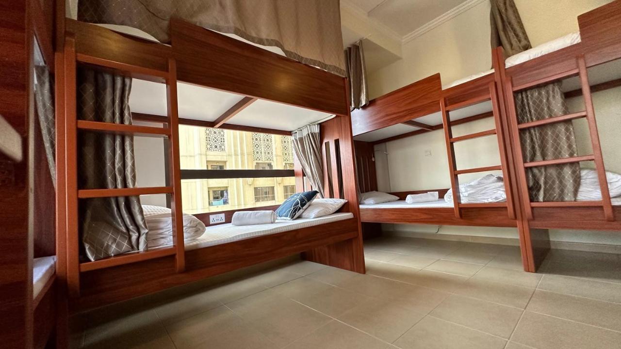 Route 66 Beach Hostel Dubaj Kültér fotó